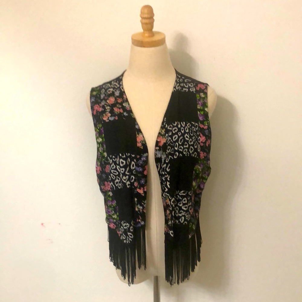 Patch-print fringe vest